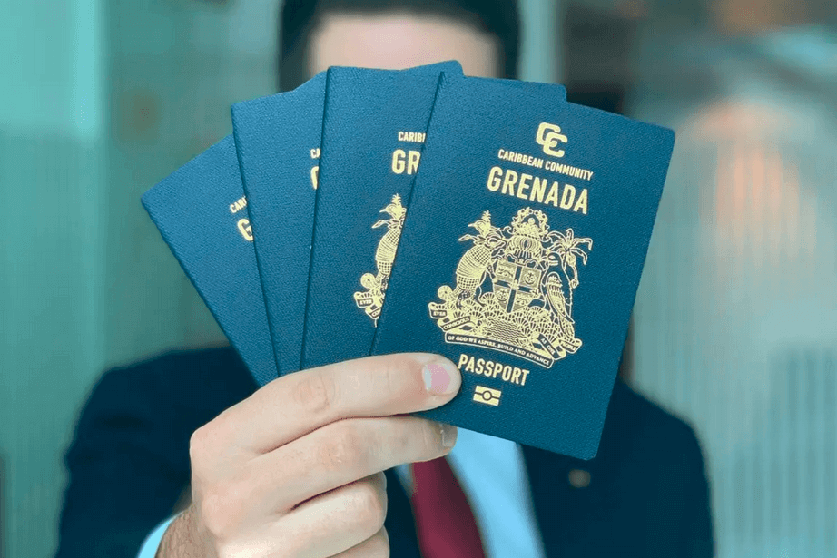 Top 5 Caribbean Citizenship Programs for Investors in 2025
